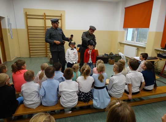 Niepodległa w Szkole Podstawowej w Słosinku